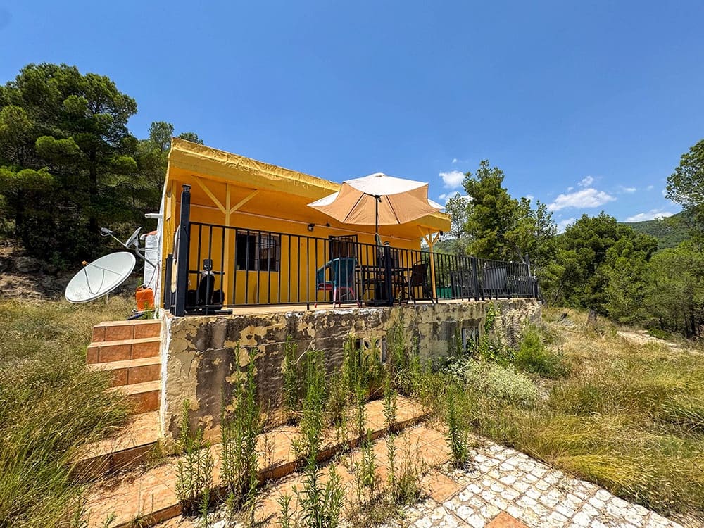 3 bedroom Villa for sale in Andilla - € 79,000 (Ref: 9443418)