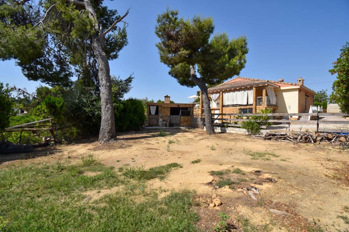 3 slaapkamer Villa te koop in Torrent met zwembad - € 238.000 (Ref: 9443419)