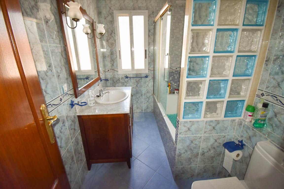 5 sypialnia Willa na sprzedaż w Montroy z basenem - 290 000 € (Ref: 9443422)