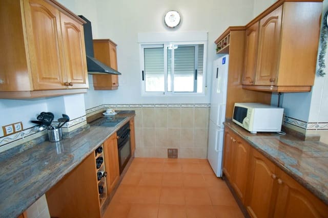 5 sypialnia Willa na sprzedaż w Montroy z basenem - 290 000 € (Ref: 9443422)