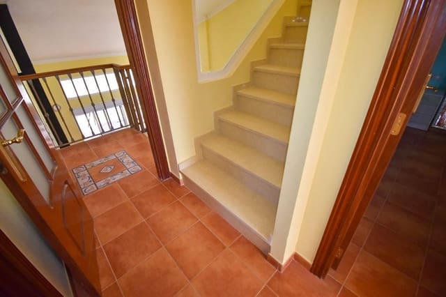 5 sypialnia Willa na sprzedaż w Montroy z basenem - 290 000 € (Ref: 9443422)