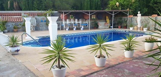 10 soveværelse Villa til salg i Pedralba med swimmingpool garage - € 385.000 (Ref: 9443424)