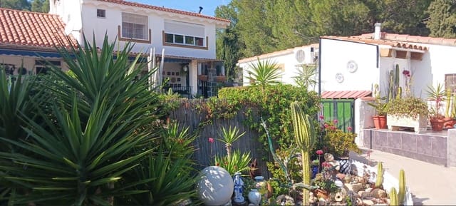 10 soveværelse Villa til salg i Pedralba med swimmingpool garage - € 385.000 (Ref: 9443424)