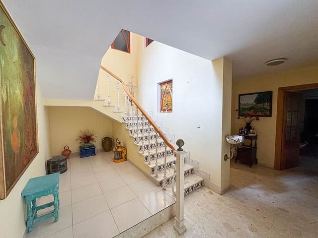 4 Zimmer Villa zu verkaufen in Gandia - 430.000 € (Ref: 9443425)