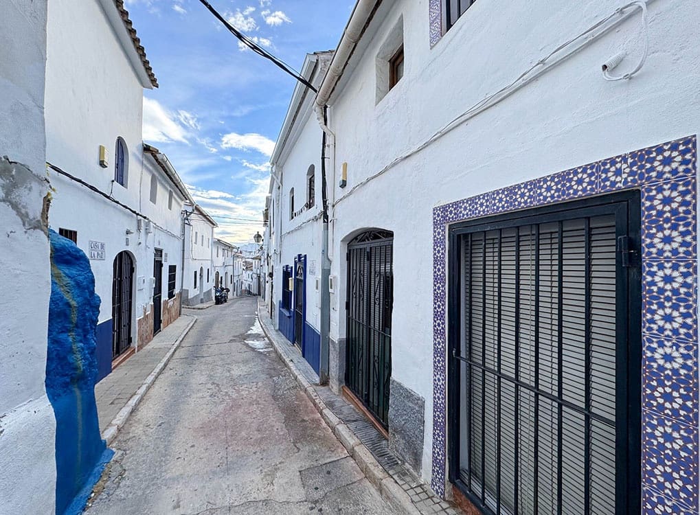 2 makuuhuone Omakotitalo myytävänä paikassa Oliva - 94 000 € (Ref: 9452762)