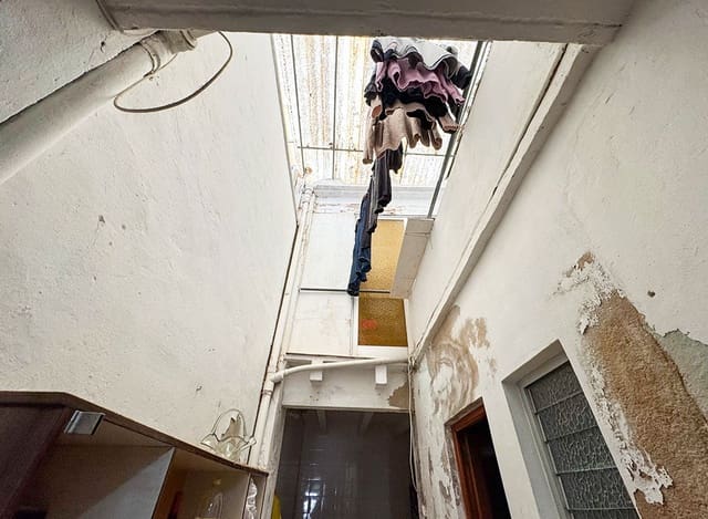 3 bedroom Townhouse for sale in Oliva - € 62,000 (Ref: 9503965)