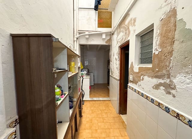 3 bedroom Townhouse for sale in Oliva - € 62,000 (Ref: 9503965)