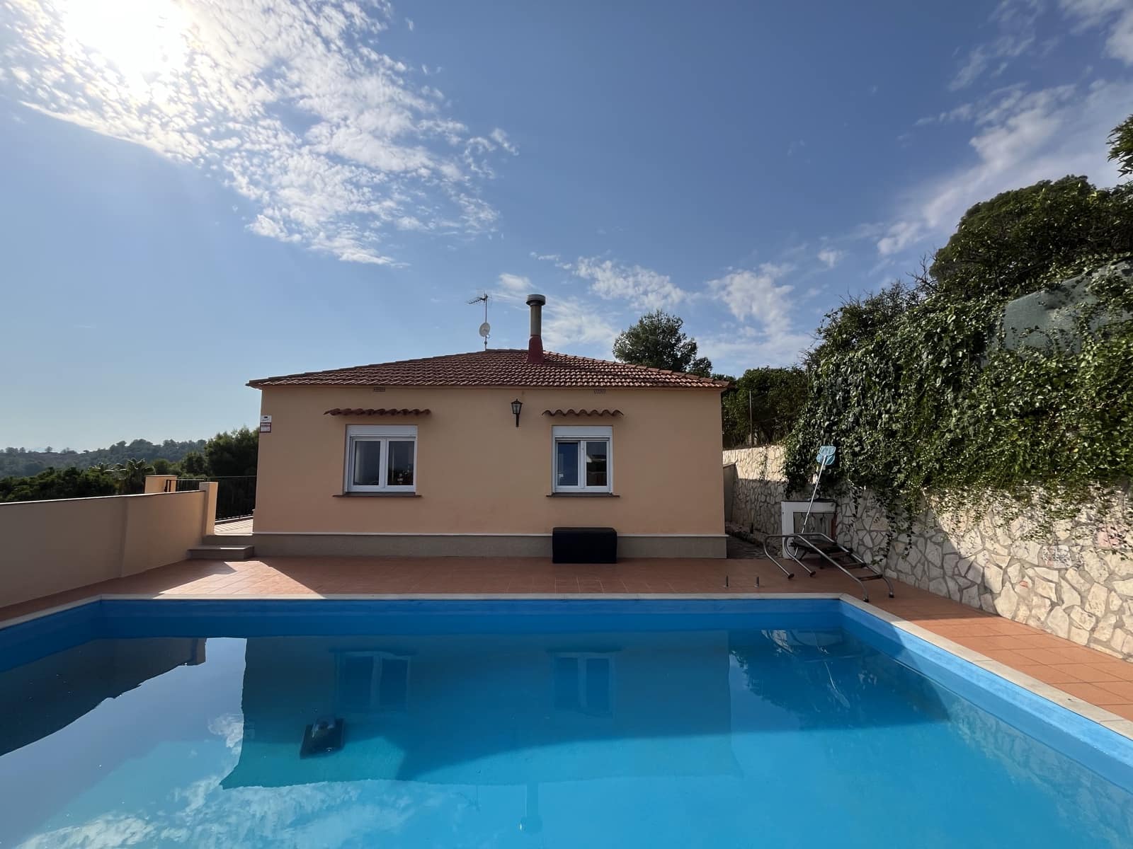 3 quarto Quinta/Casa Rural para venda em Villanueva de Castellon com piscina garagem - 280 000 € (Ref: 9553199)