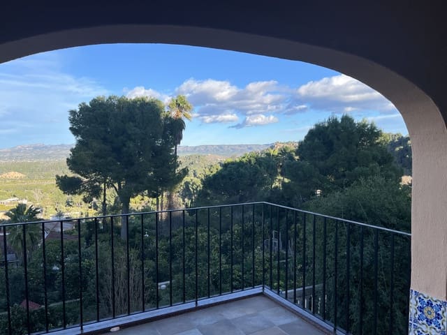 3 quarto Quinta/Casa Rural para venda em Villanueva de Castellon com piscina garagem - 280 000 € (Ref: 9553199)