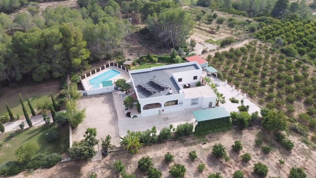 5 soveværelse Finca/Landehus til salg i L'Alcúdia med swimmingpool garage - € 697.000 (Ref: 9553241)