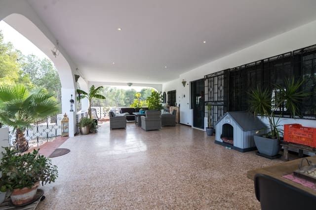 5 soveværelse Finca/Landehus til salg i L'Alcúdia med swimmingpool garage - € 697.000 (Ref: 9553241)