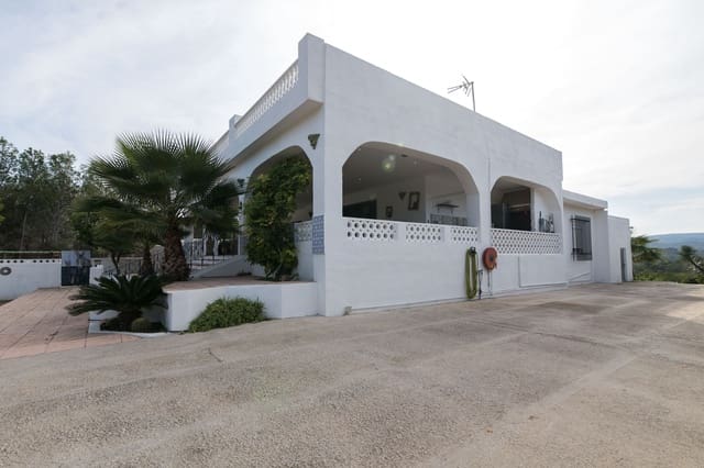 5 soveværelse Finca/Landehus til salg i L'Alcúdia med swimmingpool garage - € 697.000 (Ref: 9553241)