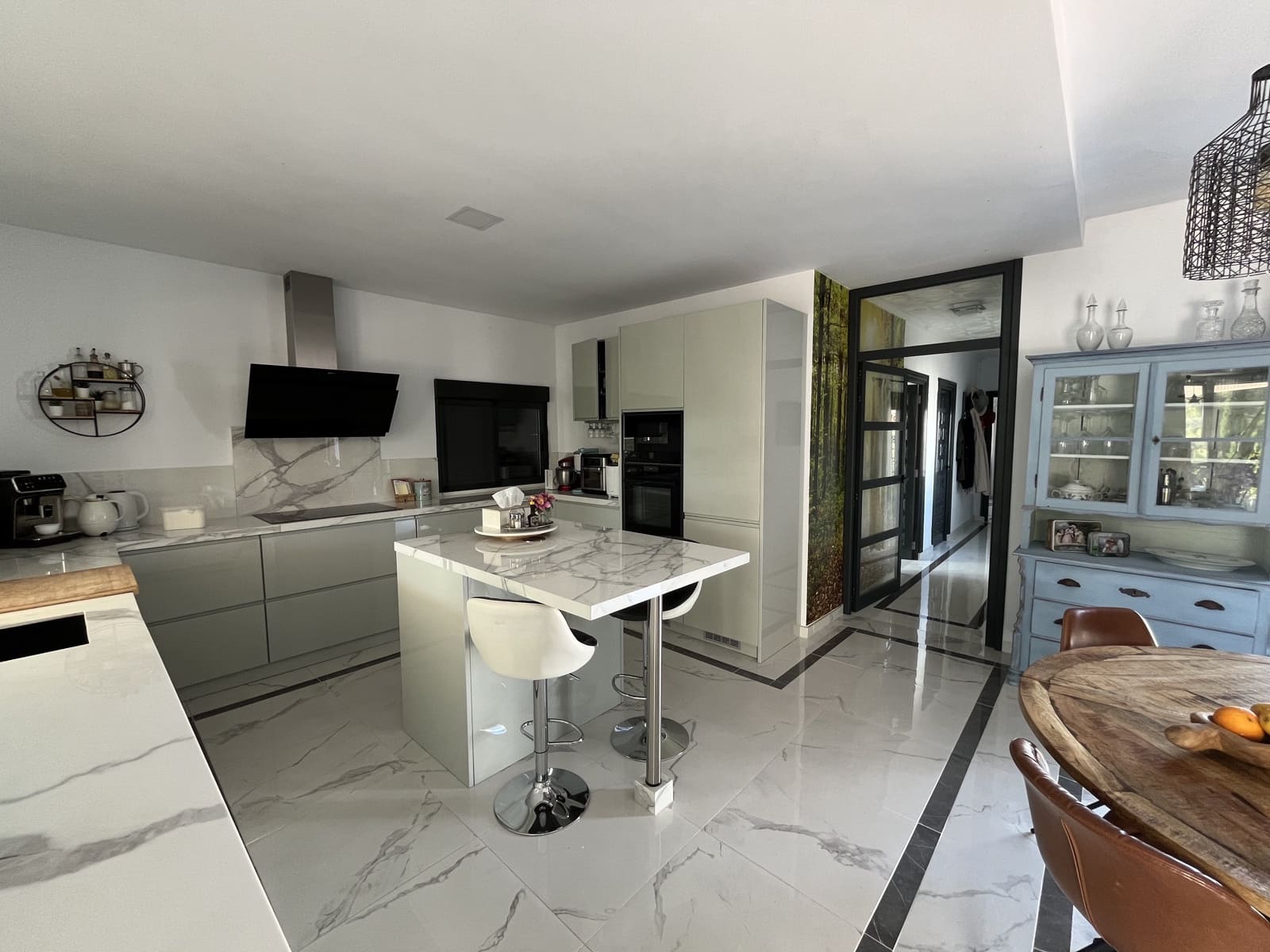 5 soveværelse Finca/Landehus til salg i L'Alcudia med swimmingpool garage - € 550.000 (Ref: 9553241)