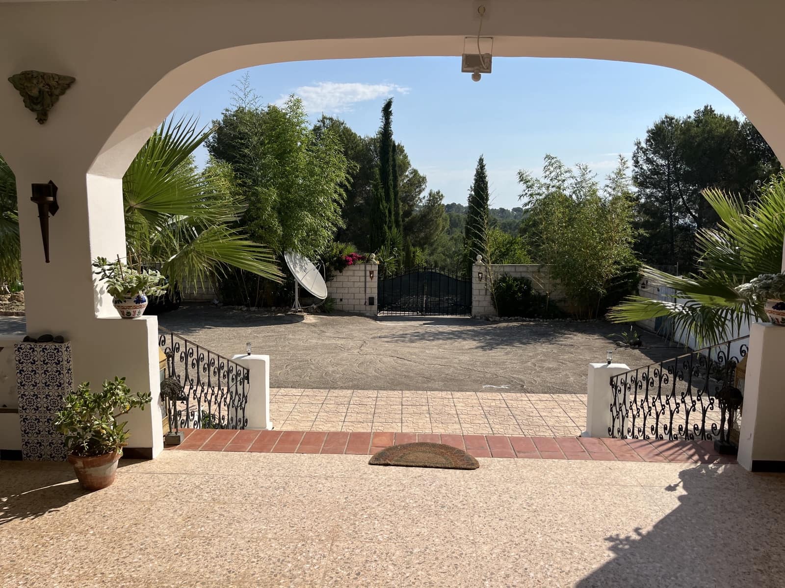5 soveværelse Finca/Landehus til salg i L'Alcudia med swimmingpool garage - € 550.000 (Ref: 9553241)