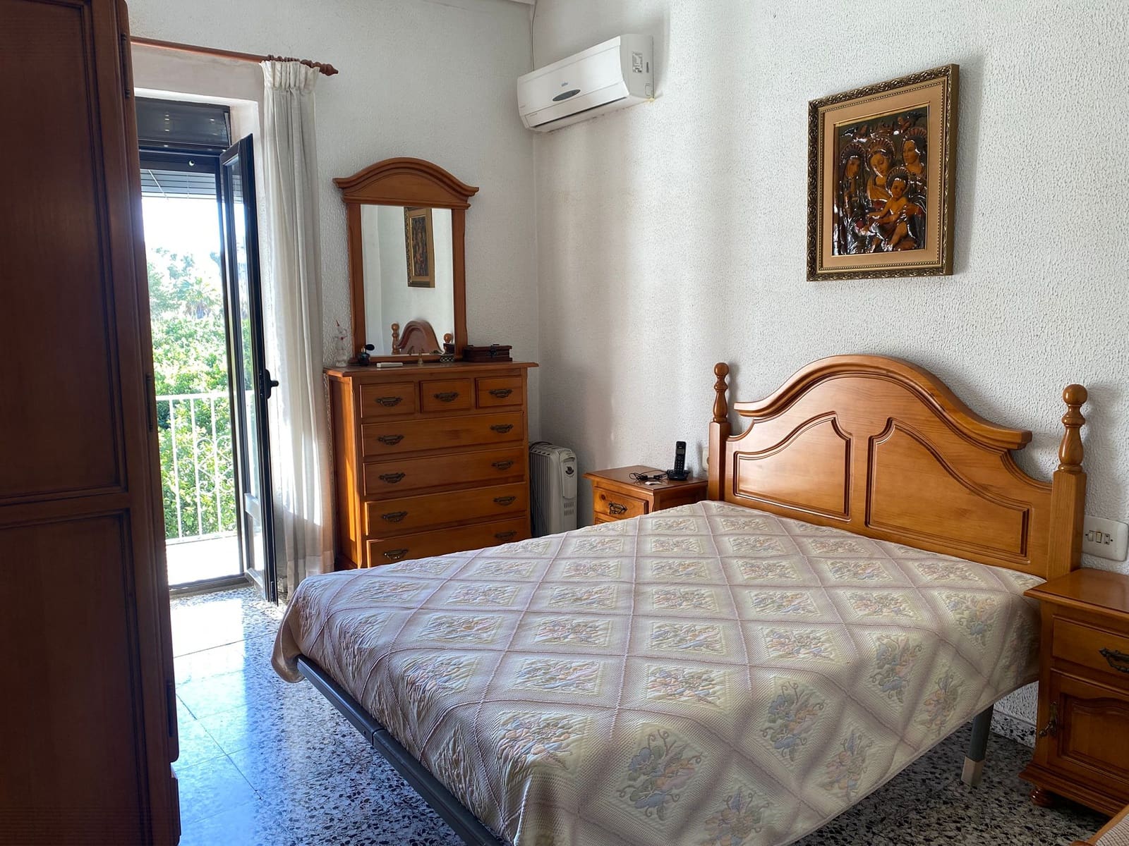 5 sypialnia Dom na sprzedaż w Manuel z garażem - 135 000 € (Ref: 9554303)