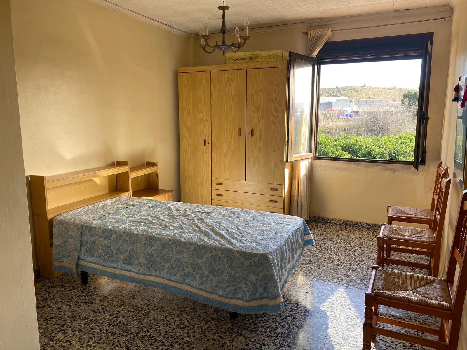 5 sypialnia Dom na sprzedaż w Manuel z garażem - 135 000 € (Ref: 9554303)