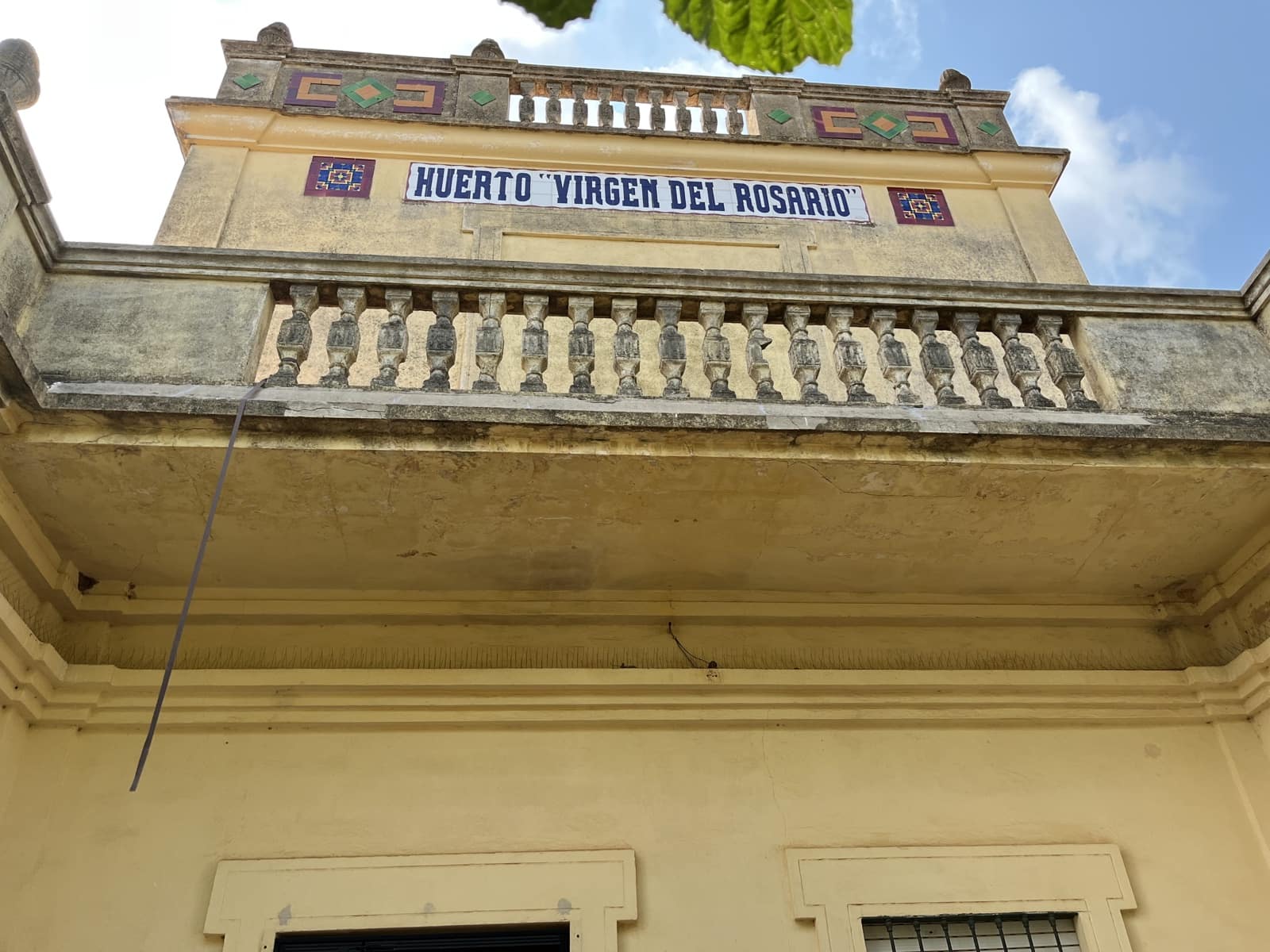 4 bedroom Finca/Country House for sale in L'Alcudia with garage - € 250,000 (Ref: 9560677)