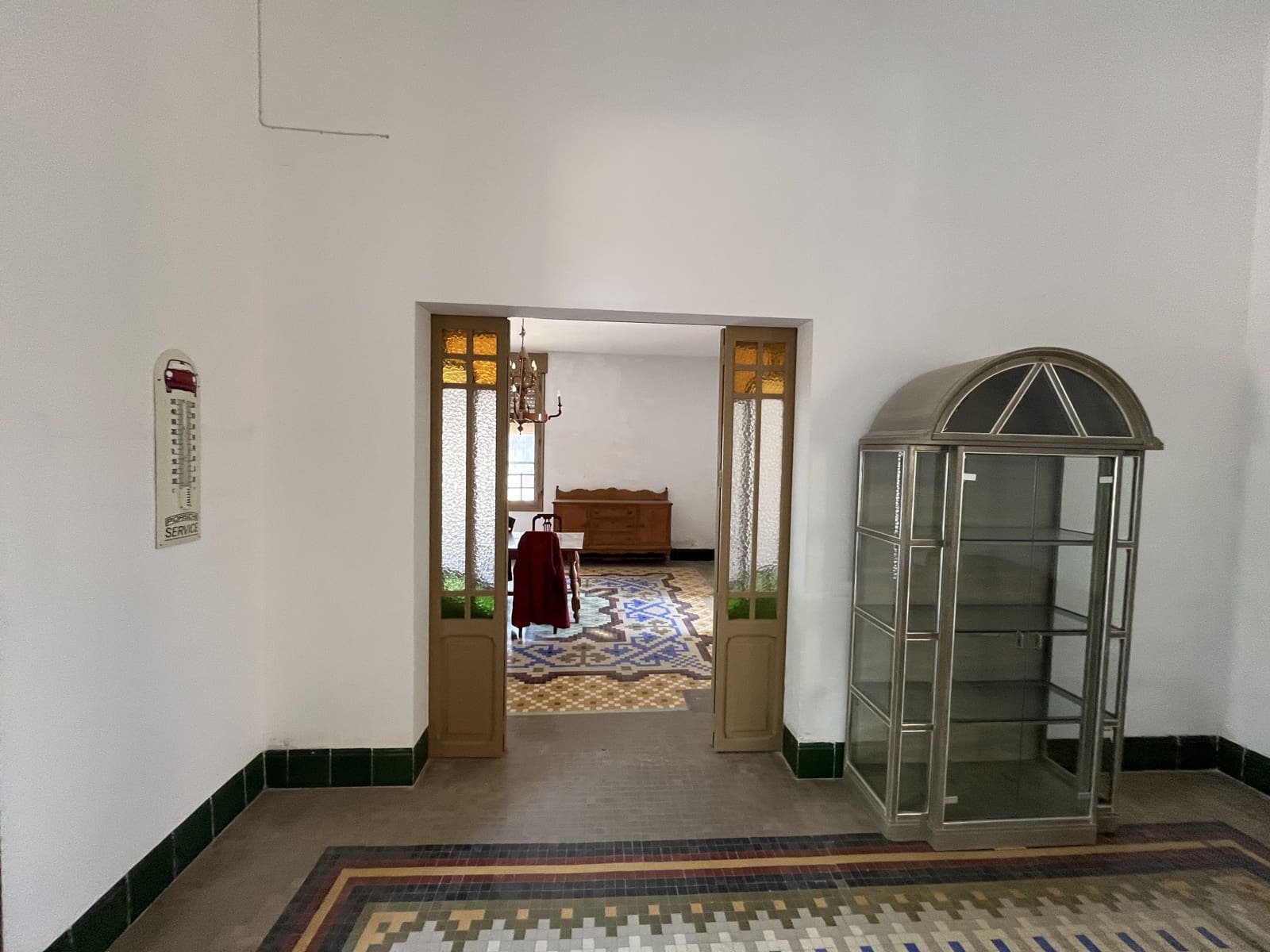 4 bedroom Finca/Country House for sale in L'Alcudia with garage - € 250,000 (Ref: 9560677)