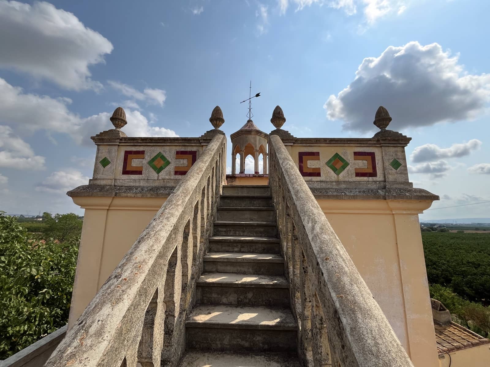 4 bedroom Finca/Country House for sale in L'Alcudia with garage - € 250,000 (Ref: 9560677)