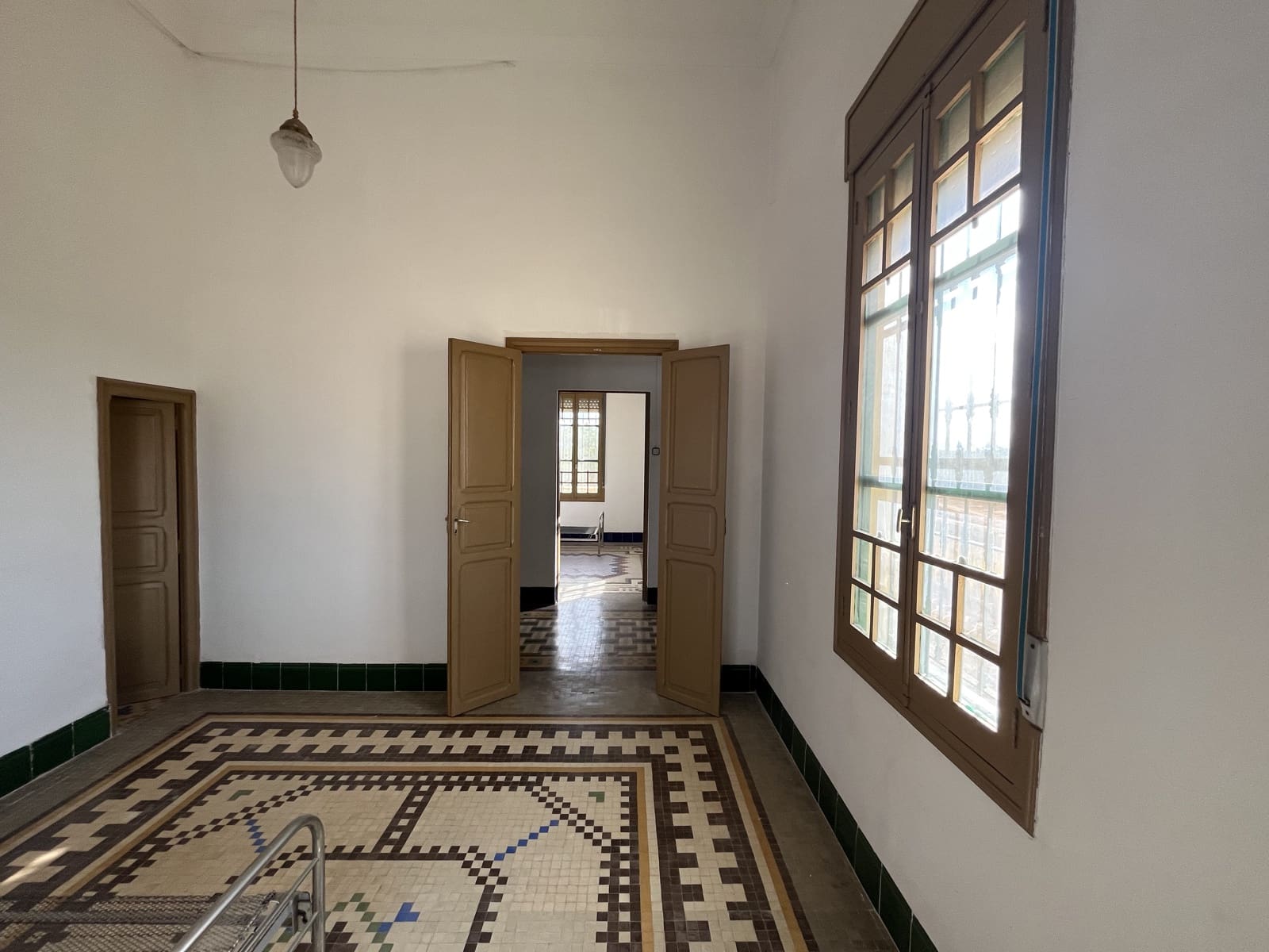 4 bedroom Finca/Country House for sale in L'Alcudia with garage - € 285,000 (Ref: 9560677)