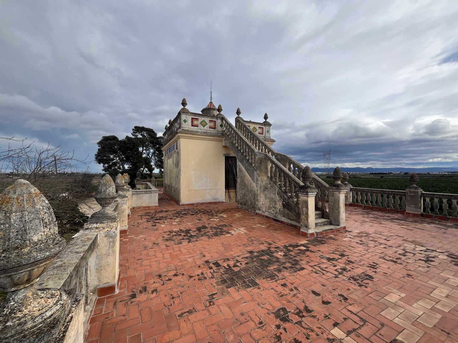 4 bedroom Finca/Country House for sale in L'Alcudia with garage - € 285,000 (Ref: 9560677)