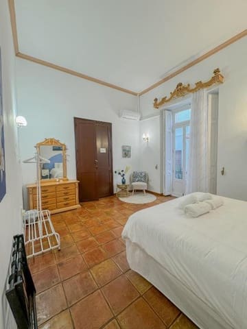 8 soveværelse Guesthouse/B & B til salg i Xàtiva med swimmingpool garage - € 875.000 (Ref: 9564040)