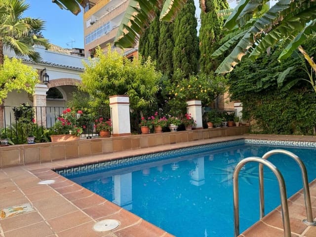 8 soveværelse Guesthouse/B & B til salg i Xàtiva med swimmingpool garage - € 875.000 (Ref: 9564040)