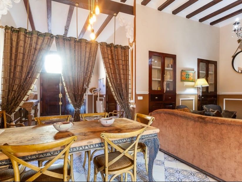 4 soverom Gjestgiveri/B&B til salgs i Alzira med svømmebasseng - € 490 000 (Ref: 9590612)