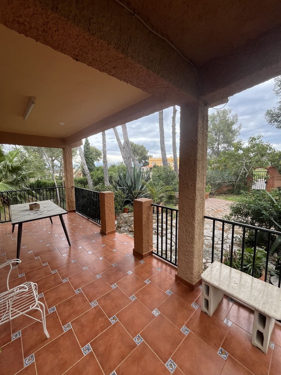 4 slaapkamer Villa te koop in Alberic met zwembad garage - € 270.000 (Ref: 9688539)