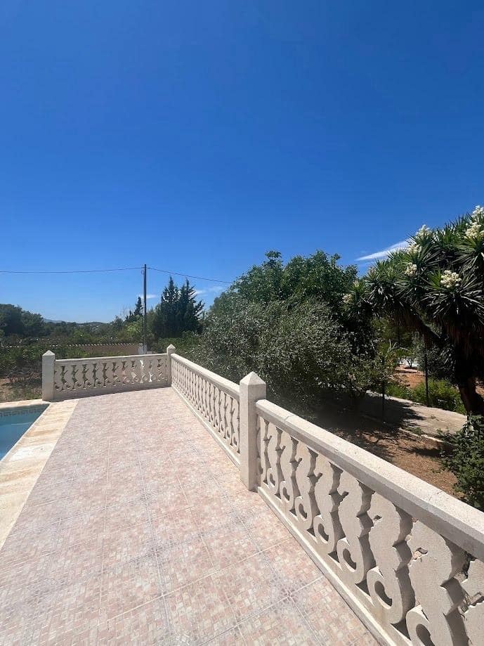 4 chambre Villa/Maison à vendre à Godelleta avec piscine garage - 320 000 € (Ref: 9769098)