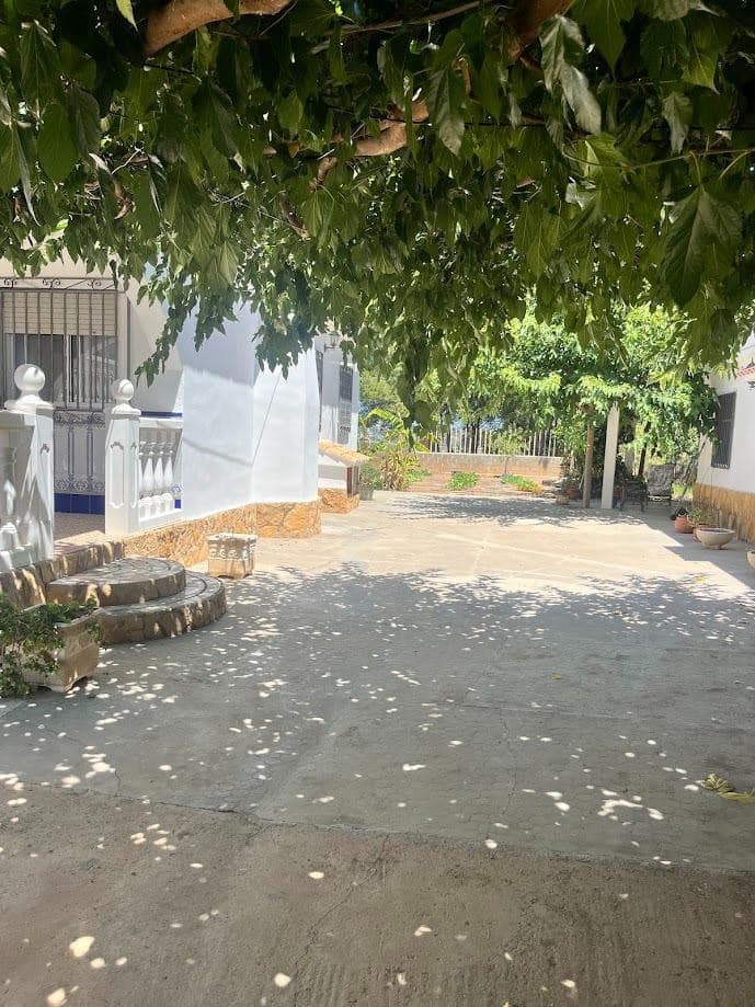 4 chambre Villa/Maison à vendre à Godelleta avec piscine garage - 320 000 € (Ref: 9769098)