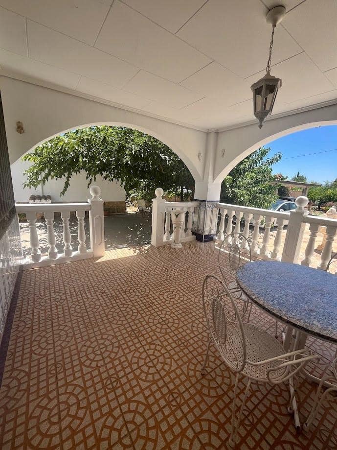 4 chambre Villa/Maison à vendre à Godelleta avec piscine garage - 320 000 € (Ref: 9769098)