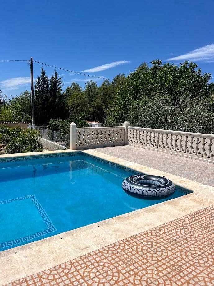 4 chambre Villa/Maison à vendre à Godelleta avec piscine garage - 320 000 € (Ref: 9769098)