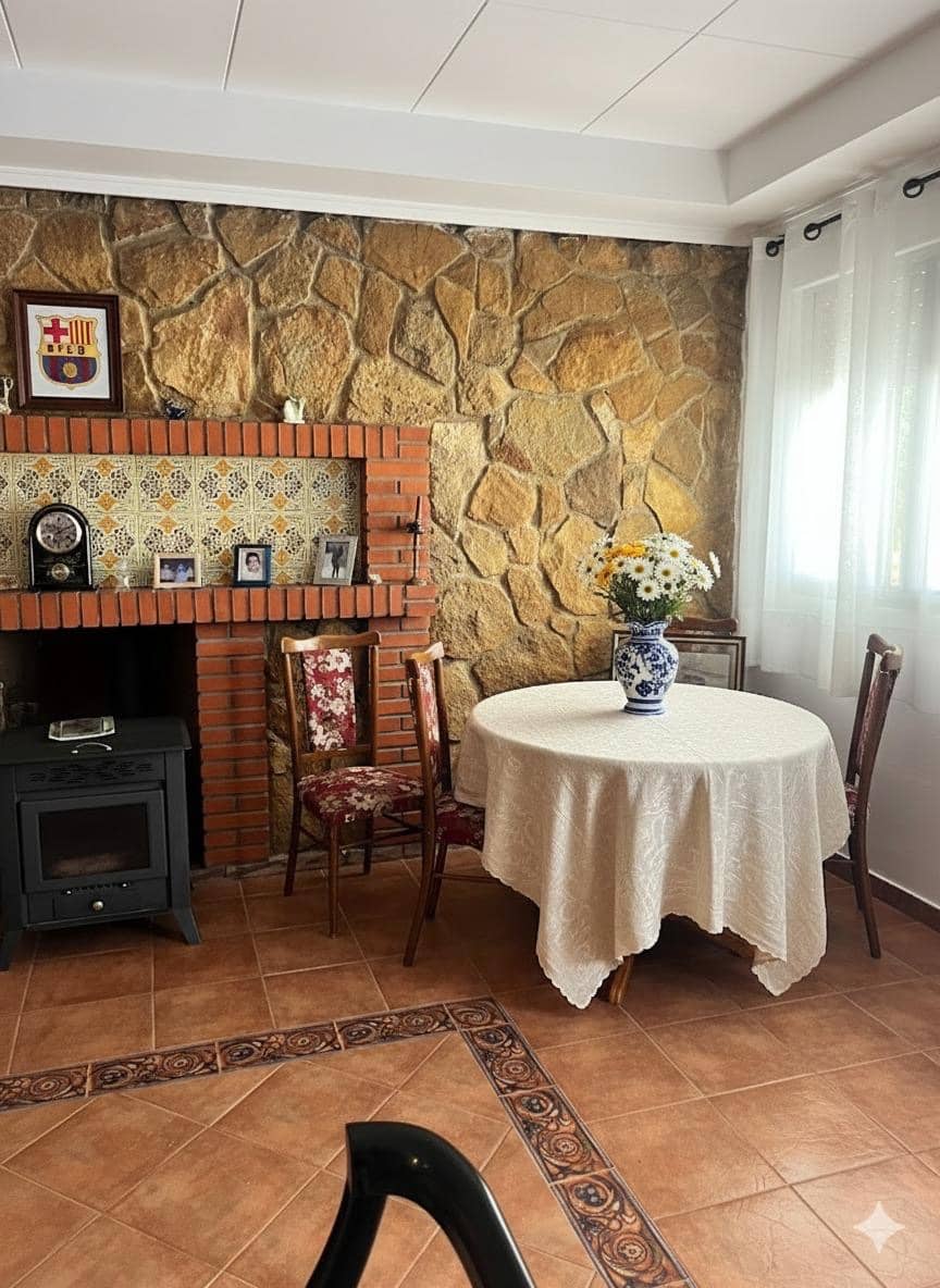 4 chambre Villa/Maison à vendre à Godelleta avec piscine garage - 320 000 € (Ref: 9769098)