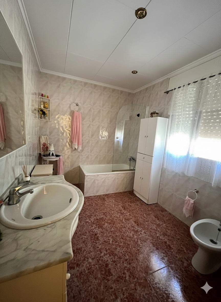 4 chambre Villa/Maison à vendre à Godelleta avec piscine garage - 320 000 € (Ref: 9769098)