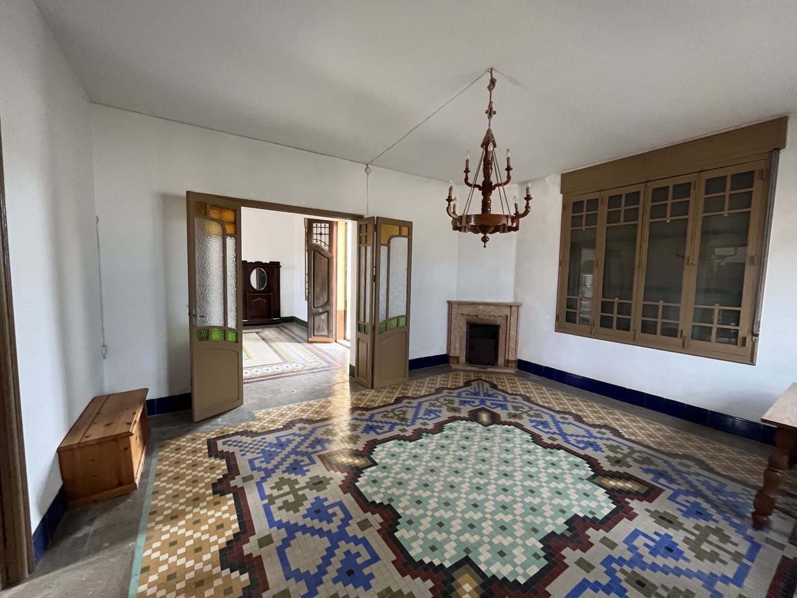 4 sypialnia Finka/Dom wiejski na sprzedaż w L'Alcudia z garażem - 285 000 € (Ref: 9815085)