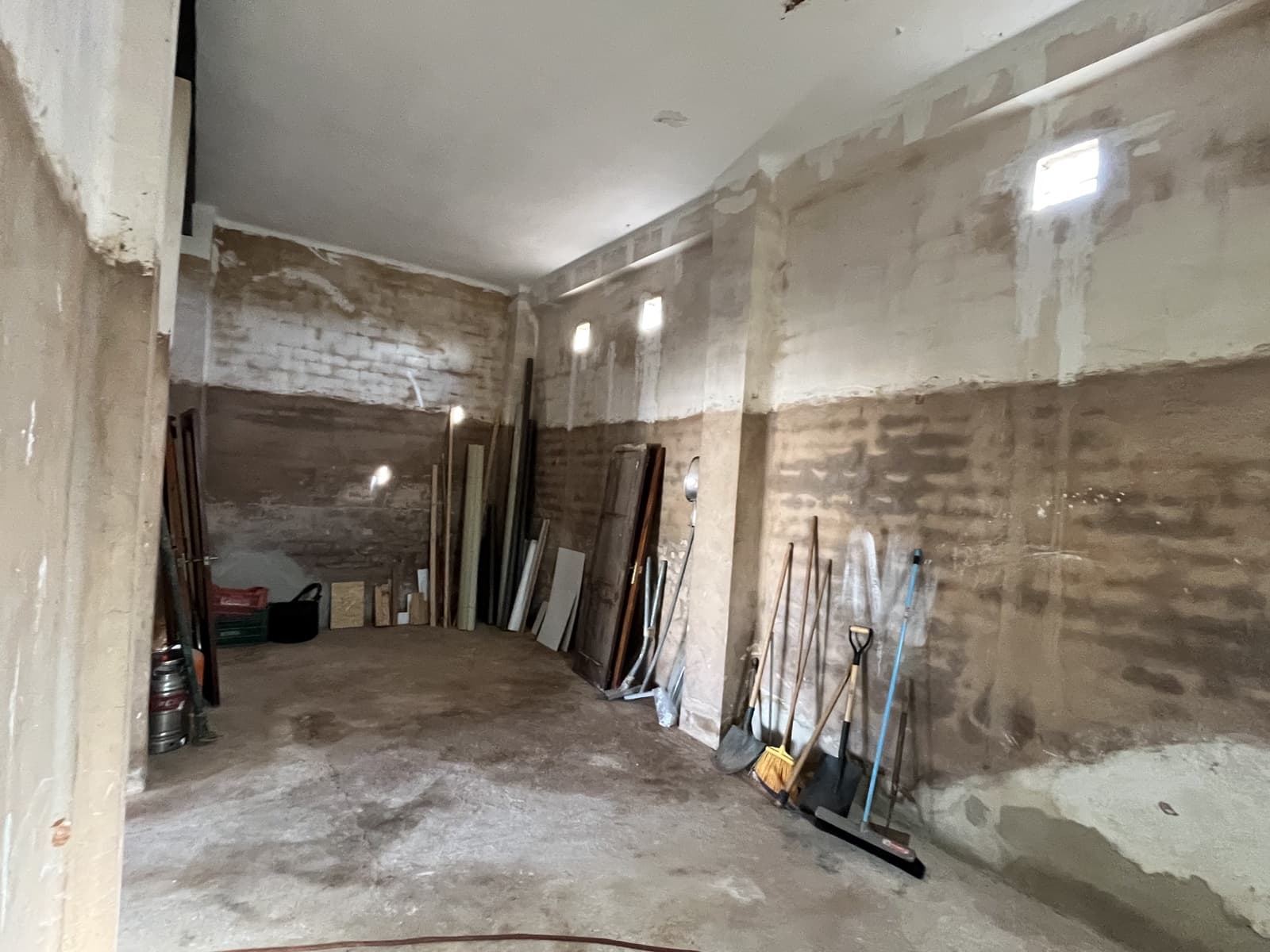 4 sypialnia Finka/Dom wiejski na sprzedaż w L'Alcudia z garażem - 285 000 € (Ref: 9815085)