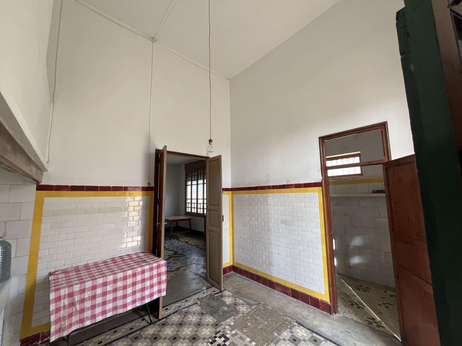 4 sypialnia Finka/Dom wiejski na sprzedaż w L'Alcudia z garażem - 285 000 € (Ref: 9815085)