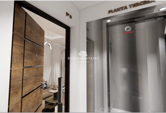 Ático de 2 habitaciones en Zona Puerto Deportivo, Fuengirola en venta - 435.000 € (Ref: 9499804)