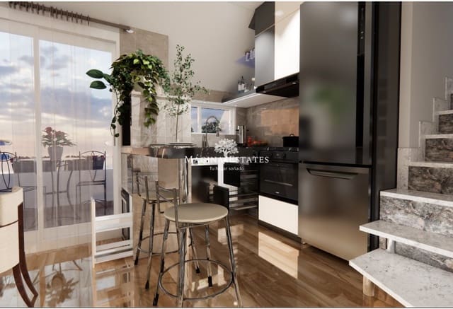 Ático de 2 habitaciones en Zona Puerto Deportivo, Fuengirola en venta - 435.000 € (Ref: 9499804)