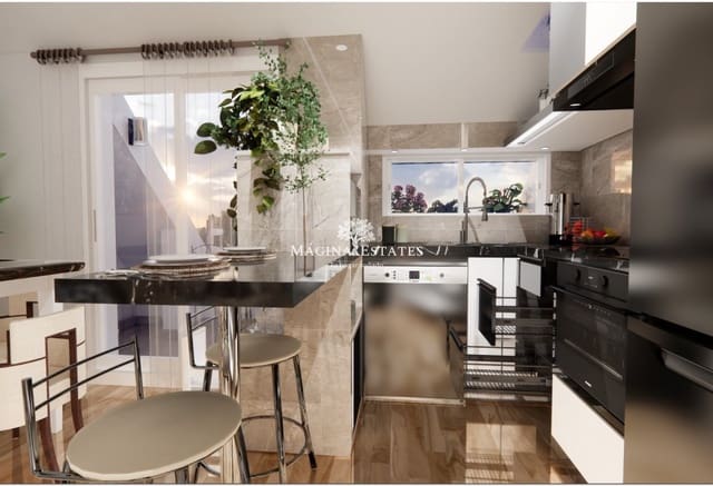 Ático de 2 habitaciones en Zona Puerto Deportivo, Fuengirola en venta - 435.000 € (Ref: 9499804)