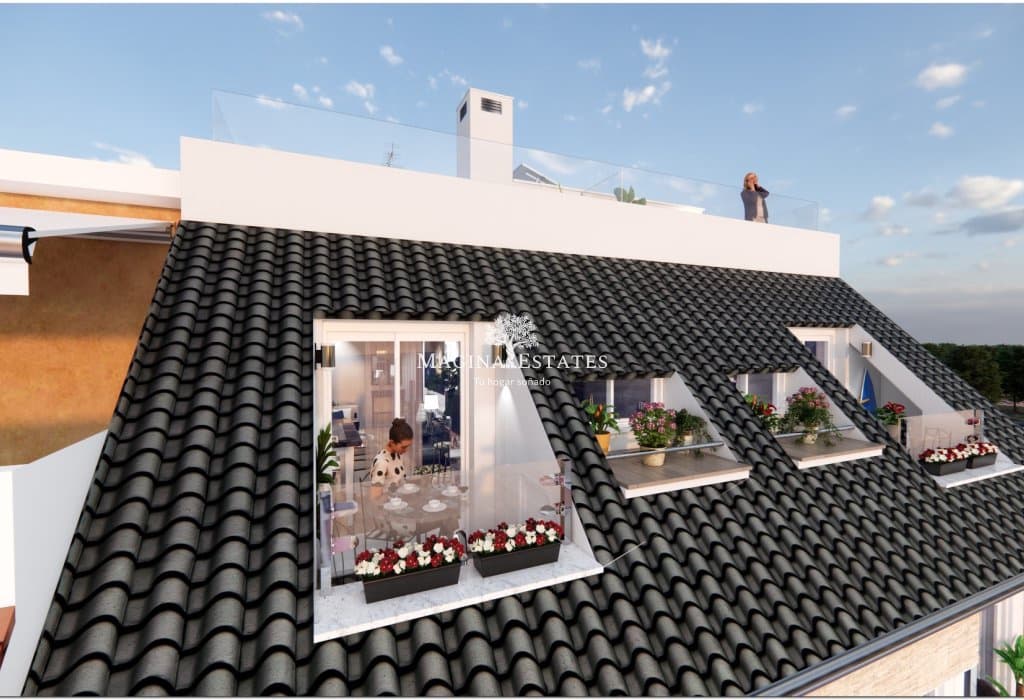 Ático de 2 habitaciones en Fuengirola en venta - 435.000 € (Ref: 9499804)