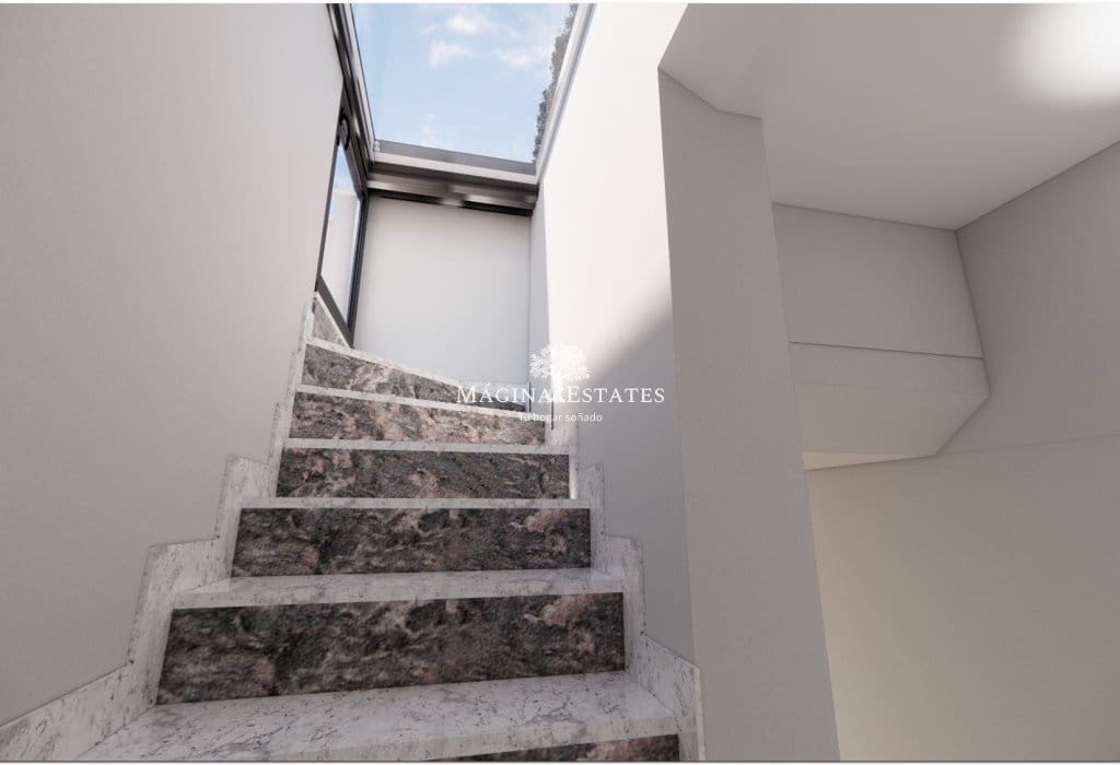 2 bedroom Penthouse for sale in Fuengirola - € 435,000 (Ref: 9499805)