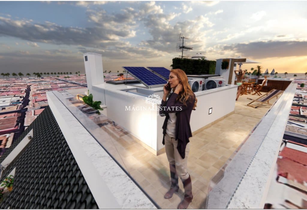 2 bedroom Penthouse for sale in Fuengirola - € 435,000 (Ref: 9499805)