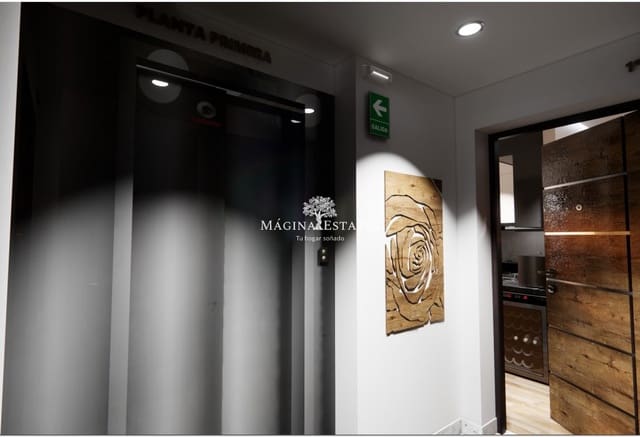 2 bedroom Apartment for sale in Zona Puerto Deportivo, Fuengirola - € 345,000 (Ref: 9499808)