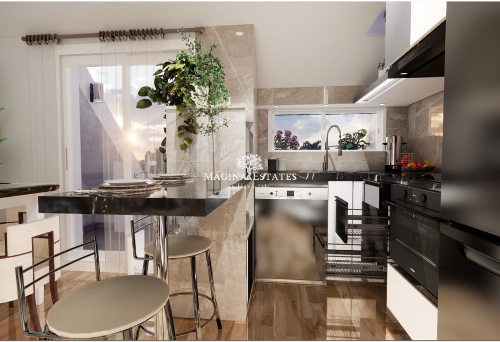 2 bedroom Apartment for sale in Fuengirola - € 285,000 (Ref: 9499810)