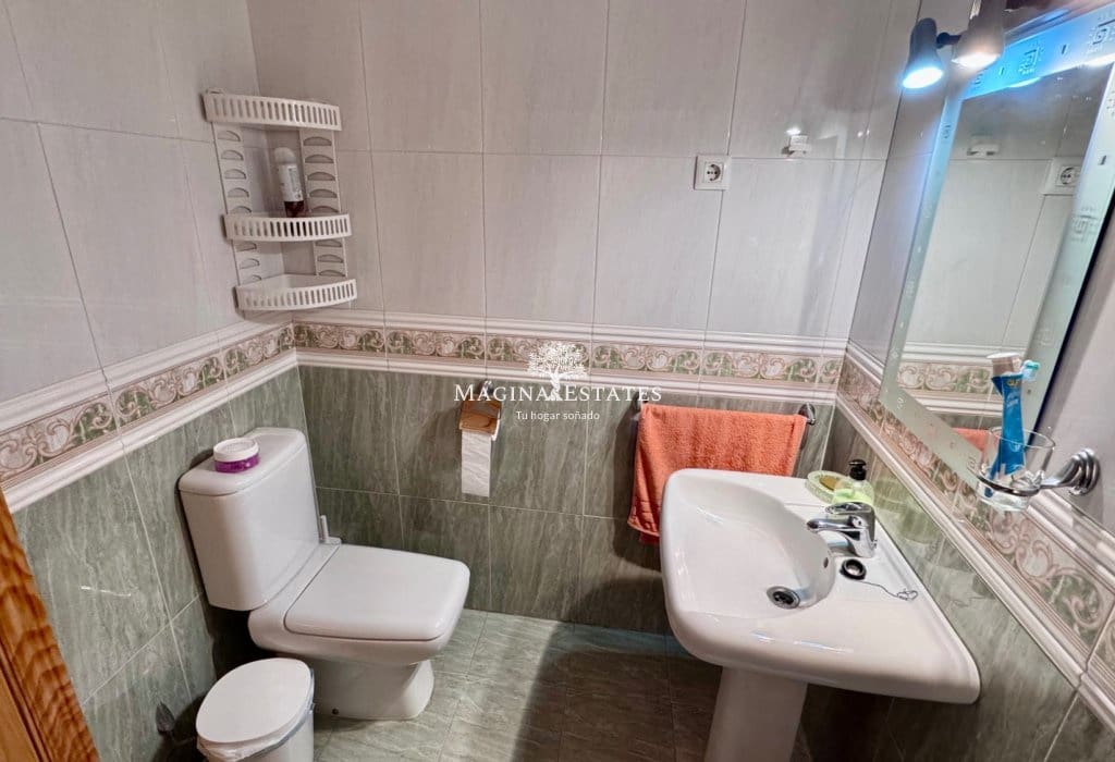 2 quarto Apartamento para arrendar em Fuengirola com piscina garagem - 1 100 € (Ref: 9499812)