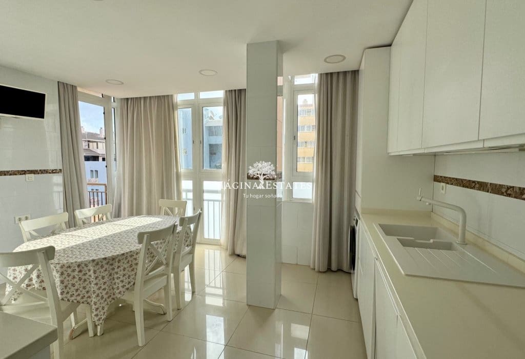 4 chambre Appartement à vendre à Fuengirola avec piscine - 595 000 € (Ref: 9499814)