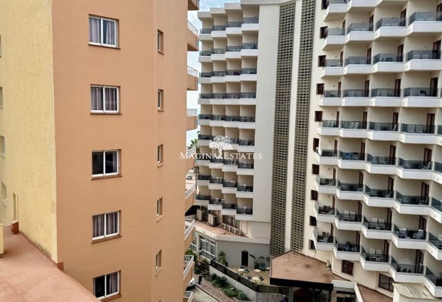 4 chambre Appartement à vendre à Playa de los Boliches, Fuengirola avec piscine - 595 000 € (Ref: 9499814)