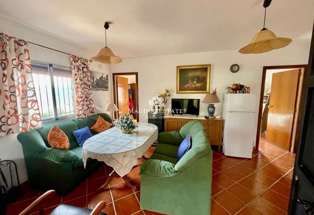 2 bedroom Finca/Country House for sale in Huelma with pool garage - € 158,000 (Ref: 9499816)